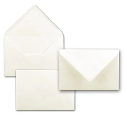 Abbildung von Briefumschläge in Creme 50 Stück Kuverts DIN B6 Format 125 x 185 mm 120 Gramm pro m² Größer als für besonders dicke Faltkarten Nassklebung ideal Weihnachten und Einladungen