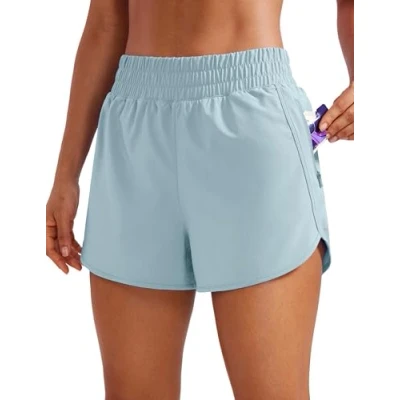 Abbildung von CRZ YOGA Damen Kurz Sporthose Laufhose High Waist Fitness Sport Shorts Kurze Hose mit Reißverschlusstasche Hellgraublau 38