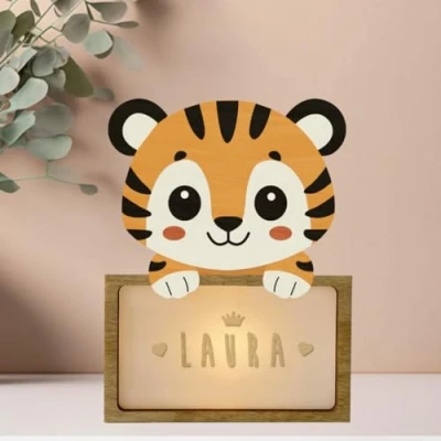 Abbildung von WONDEE Personalisierte Geschenke Baby, Nachtlicht baby Tiger, zur Geburt, Taufgeschenke für Mädchen und Jungen Nachttischlampe kinder, geschenk personalisiert
