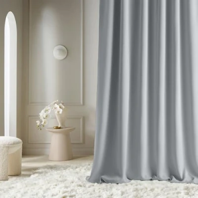 Abbildung von ROOM99 Vorhang mit Silberen Ösen Aura 140 x 260 cm Breite Höhe Schiebegardinen Modern Curtain Wohnzimmer Schlafzimmer Hellgrau, 1 Stück