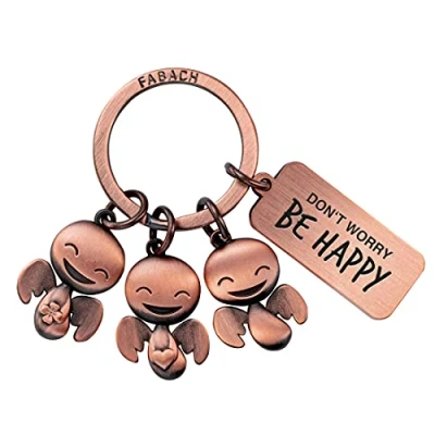 Abbildung von FABACH Schutzengel Schlüsselanhänger happy Trio mit Gravur Glücksengel Geschenk Engel Glücksbringer Motivation Don&#039;t worry be