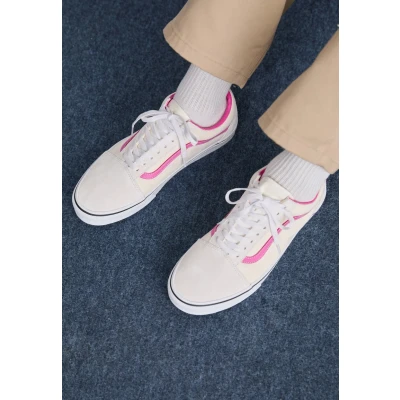Abbildung von Vans OLD Skool Unisex Sneaker low, Größe: 36, Pop raspberry rose Leder und textil
