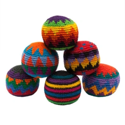Abbildung von Hackisack Bunter gestrickter Kickball 6er Pack