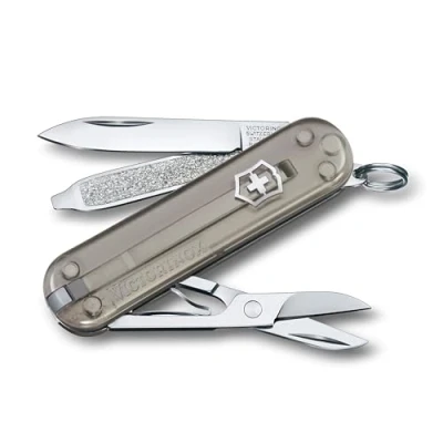 Abbildung von Victorinox Schweizer Taschenmesser, Klein, Classic SD, Multitool, Swiss Army Knife mit 7 Funktionen, Klinge, Nagelfeile, Schraubendreher