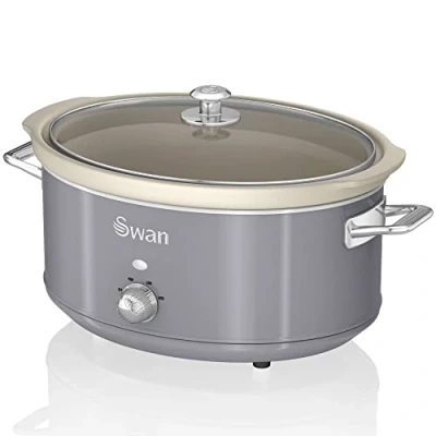 Abbildung von Swan Retro SF17031GRNEU Slow Cooker 6,5L Abnehmbarer Kochbehälter, PFOA und PTFE freier Keramischer Antihaft Behälter, 3 Temperaturstufen, Glasdeckel, Vintage Design, Grau, 320W