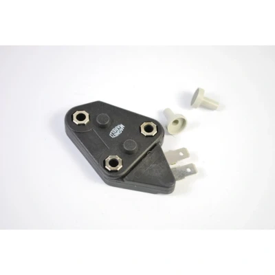 Abbildung von MAGNETI MARELLI 940016020000 Lichtmaschinenregler