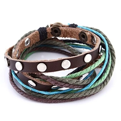 Abbildung von DonDon Damen Lederarmband braun mit Nieten zum Umwickeln im Surferlook