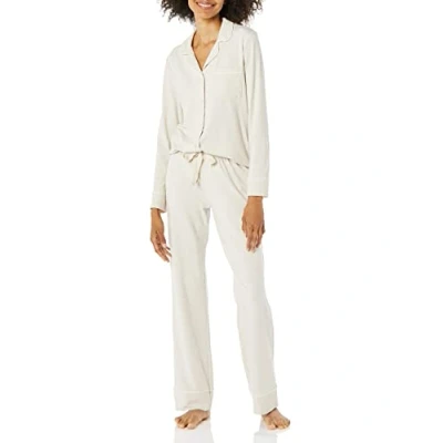 Abbildung von Amazon Essentials Damen Schlafanzug Set Baumwollmodal langärmliges Hemd und Lange Hose, Beige, L