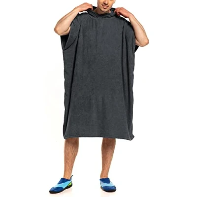 Abbildung von Aquarti Damen Herren Badeponcho Frottee Kapuzenhandtuch Umziehhilfe Surf Poncho mit Kapuze, Farbe: Rot, Größe: L/XL
