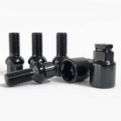 Abbildung von TRACER Radschloss Radschrauben Satz Felgenschloss Diebstahlsicherung M14x1,5 27mm Kugelbund R13 schwarz mit 2x Adapter kompatibel Audi, VW, Seat, Skoda