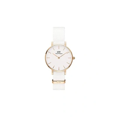 Abbildung von Daniel Wellington Petite Dover 28MM Uhr, Damen, Größe: 28, Eggshell white