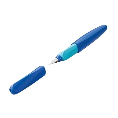 Abbildung von Pelikan 814744 Füller Twist Feder M, Deep Blue, inklusive 2 Patronen, 1 Stück, Blister