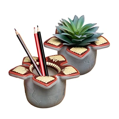 Abbildung von Paladone Stranger Things Demogorgon Ceramic Planter or Pen Holder Officially Licensed Merchandise and Desk Décor
