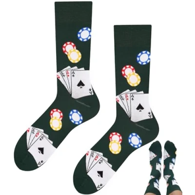 Abbildung von TODO Lustige Poker Socken Herren 43 46, Kartenspiel Socken, Geschenke für Männer, Spielmarken Pokerspiel 46