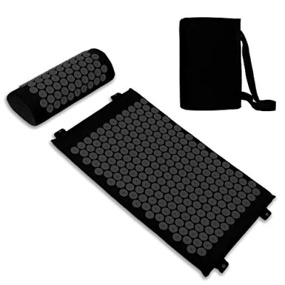Abbildung von Belmalia Akupressurmatte mit Kissen Akupressur Set Nackenkissen zur Entspannung Massagematte Tragegriffen Schwarz
