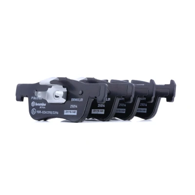 Abbildung von BREMBO P 06 078X Bremsbelagsatz für Verschleißwarnanzeiger vorbereitet mit Kolbenclip, Anti Quietsch Blech ohne Zubehör BMW: 1 Hatchback, 2 Coupe