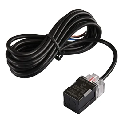 Abbildung von Heschen Quadratischer induktiver Näherungssensorschalter, nicht abgeschirmt, Typ PL 05N2, Detektorabstand 5 mm, 1030 V DC, 200 mA, NPN, normalerweise geschlossen (NC), 3 Drähte