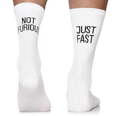 Abbildung von TODO Fahrradsocken Damen und Herren. Just Fast Lustige Rennrad Socken Damen. Lustig, Not Furious Radsocken (Just 39 42)