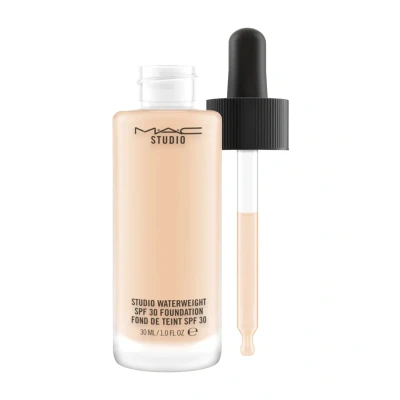Abbildung von MAC Studio Waterweight SPF 30 Foundation NC15 ml