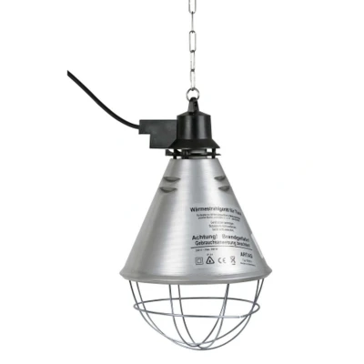 Abbildung von Kerbl Infrarot Wärmestrahler für Ferkel / Küken (ohne Lampe, Alu Schirm ř 21 cm, Kabel 5,0 m, inkl. Befestigungskette Tragkraft 20 kg, mit Lüftungsschlitzen) 22318, Silber