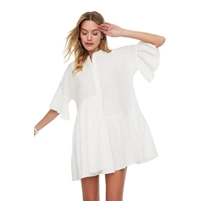 Abbildung von TRENDYOL Damen Ist Asymmetrisches Gefristertes Strandkleid Dress, Weiß, 38 EU