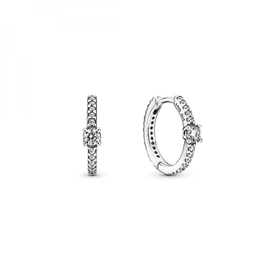Abbildung von Pandora Timeless Damen Ohrringe Silber 299406C01