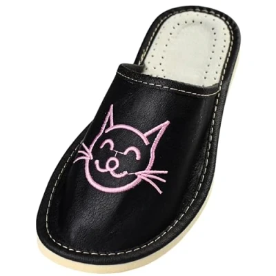 Abbildung von APREGGIO Hausschuhe Damen Leder Feste Gummisohle Schuhe für zu Hause Mit einer Katze bestickt Handgefertigt Pantoffeln Größe 40 Schwarz Pink