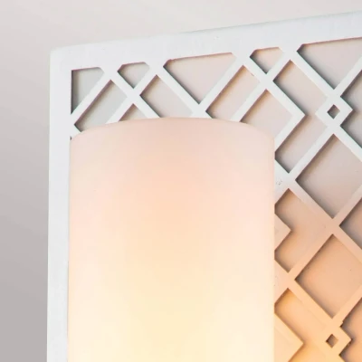 Abbildung von Elstead Lighting ZIGGY1 LS Badezimmerleuchte Wandleuchte ZIGGY E27 1x40W IP44 Stahl Silber lackiert, Glas L:11.4cm H:34.3cm B:15.2cm dimmbar, mit