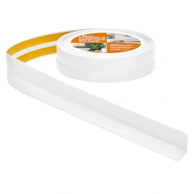 Abbildung von Quest Weichsockelleiste Selbstklebend 30 mm x Knickleiste Abschlussleiste für Küche Badezimmer Dichtungsband PVC Flexibel Wasserdicht Dekorativ 10 Meter Weiß