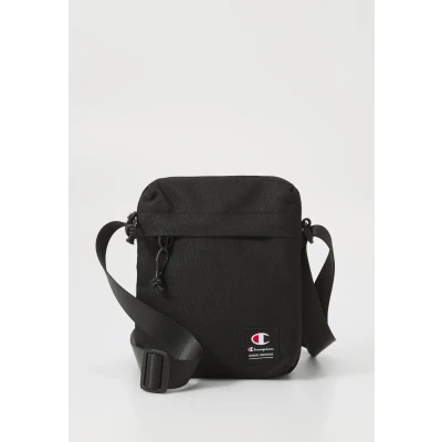 Abbildung von Champion Unisex Lifestyle Bags Script Shop (806023) Small Shoulder 1l Tasche, Schwarz (NBK)