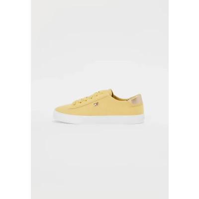 Abbildung von Tommy Hilfiger VULC LACE UP Sneaker low, Damen, Größe: 36, Meringue Schuhe