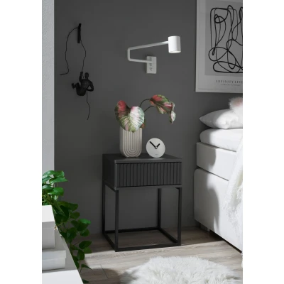 Abbildung von Stella Trading Marle Nachttisch in Graphit Moderner Nachtschrank mit Schublade und schwarzem Metallgestell 40 x 52 38,5 cm (B/H/T)
