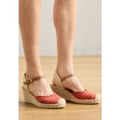 Abbildung von Tamaris Sling Damen Keilabsatz rot,EU 36