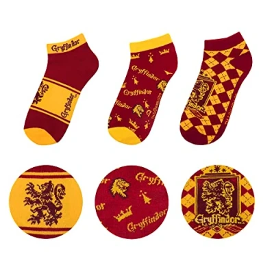 Abbildung von Cinereplicas Harry Potter Socken 3er Set Gryffindor/Ravenclaw/Slytherin/Hufflepuff Offizielle Lizenz Einheitsgröße: 35 bis 45 EU