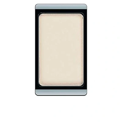 Abbildung von ARTDECO Eyeshadow Intensiver matter Lidschatten für einen unwiderstehlichen Look, mit Magnet die nachfüllbare Beauty Box 1 x 1g
