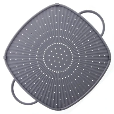 Abbildung von Coolinato Spritzschutz Silikon 31x31cm eckig Grau Universal Spritzsieb für Töpfe &amp; Pfannen 3 in 1 verwendbar als Pfannenspritzschutz, Topfuntersetzer Backblech Hitzeresistent BPA frei