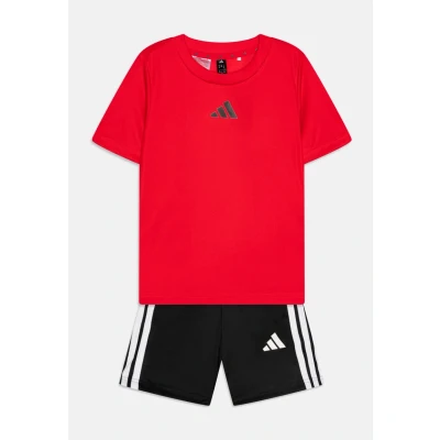 Abbildung von adidas Performance Essentials Junior Unisex SET Sport Tshirt, Größe: 176, Pure ruby/black