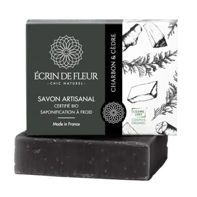 Abbildung von Écrin de Fleur Bio Aktivkohle seife Handgemachte Detox Seife, kaltverarbeitet, Made in France, 1x90g