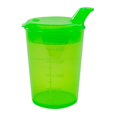 Abbildung von Medi Inn Schnabelbecher Schabeltasse Trinkbecher 250 ml (Farbe: grün, Öffnung: 12x10 mm)