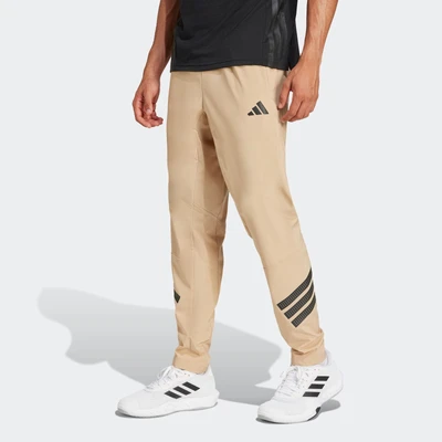 Abbildung von adidas Performance ICON Jogginghose, Herren, Größe: XS, Warm sandstone black