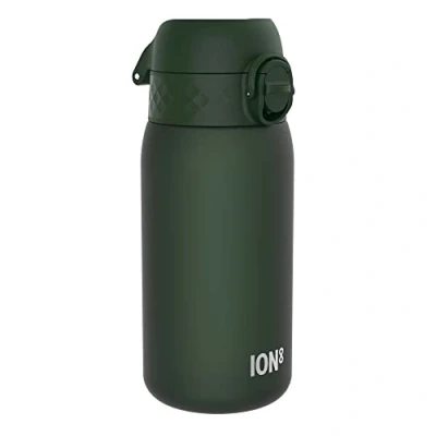 Abbildung von Ion8 Kinder Trinkflasche, 350ml, Auslaufsicher, Einhandöffnung, Sichere Verriegelung, Spülmaschinenfest, BPA frei, Tragegriff, Klappdeckel, Leicht zu Reinigen, Klimaneutral, Dunkelgrün