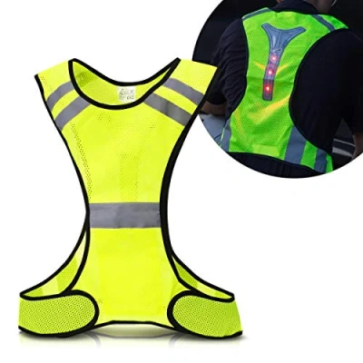 Abbildung von kwmobile LED Weste mit Reflektor Streifen Batteriebetrieben 3 roten Lampen Reflektoren für z. B. Joggen Reiten Party Fasching