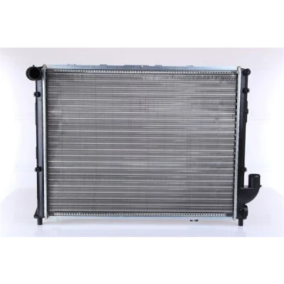 Abbildung von NISSENS 62327 Kühler, Motorkühlung Aluminium 560 433 34 Kühlrippen mechanisch gefügt