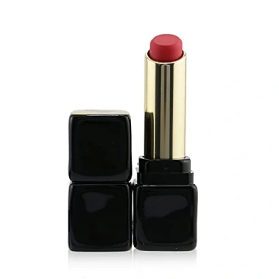 Abbildung von Guerlain Kisskiss Tender Matte Lippenstift 885 Gentle Coral 2,8 g