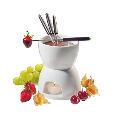 Abbildung von Cilio Schokoladenfondue 6 tlg. , Schokoladen Fondue Set aus feuerfestem Hartporzellan ø 12 cm Inkl. Fonduetopf, Rechaud, 4 Fonduegabeln und 1 Teelicht zum Eintauchen von Obst, Weiß