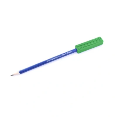 Abbildung von ARK® Beiß und Kauaufsatz für Stifte in verschiedenen Stärken Formen + Bleistift inkl. ATC Pflegeanleitung Sensory Kauaufsatz, Beißen, Kauen, Zahnen, Autismus (brick, extra fest dunkelgrün)