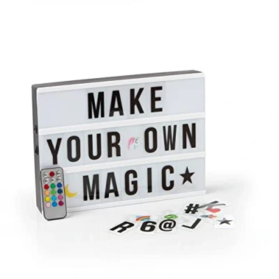 Abbildung von EASYmaxx LED Leuchtkasten Light Box Für individuelle Textbotschaften Mega Set Mit 150 bunten Emojis und 173 austauschbaren Buchstaben, Zahlen Symbolen Timerfunktion [A4]