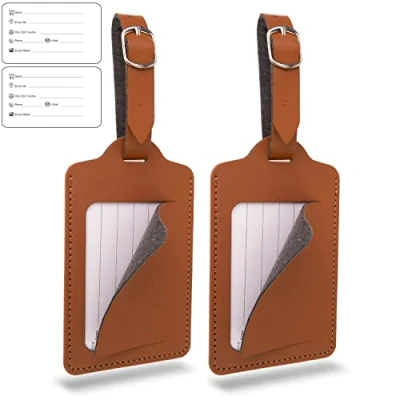 Abbildung von Premium Kofferanhänger mit Adressschild, 2 Stück, in Braun, elegantes Kunstleder Abdeckungsschutz, für Flugreise, Kreuzfahrt, usw., Namensschild Koffer Anhänger, Luggage Bag Tag, Adressanhänger