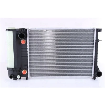 Abbildung von NISSENS 60703A Kühler, Motorkühlung Aluminium 440 329 32 Kühlrippen gelötet BMW: 3 Saloon, 5 Convertible