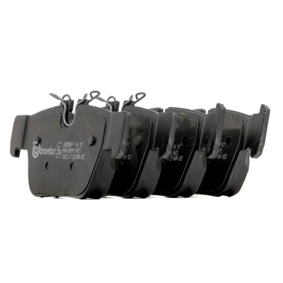 Abbildung von BREMBO P 06 117 Bremsbelagsatz für Verschleißwarnanzeiger vorbereitet mit Anti Quietsch Blech ohne Zubehör BMW: X2, 1 Hatchback, 2 Gran Coupe